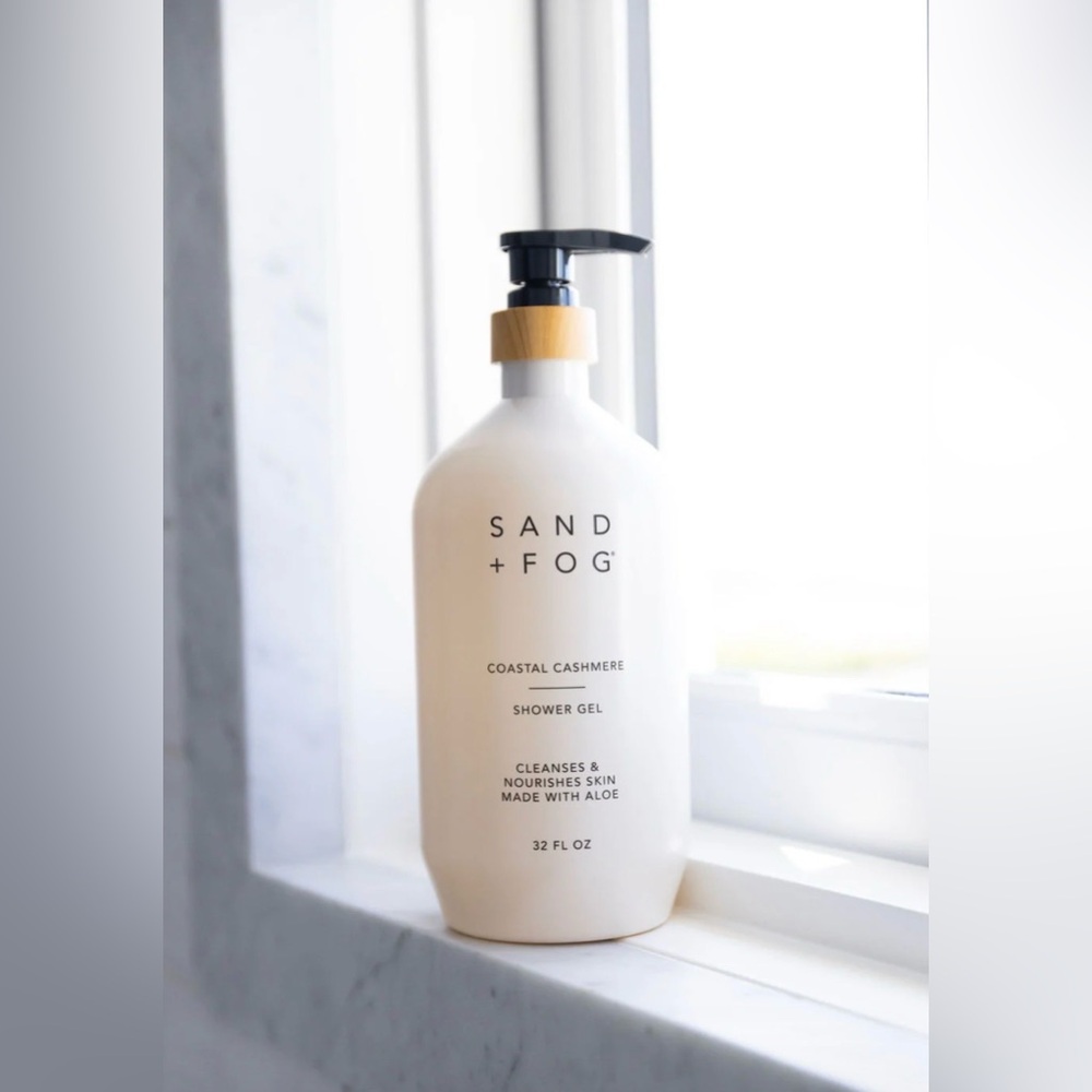 Sand + Fog Coastal Cashmere 32 oz Body Wash